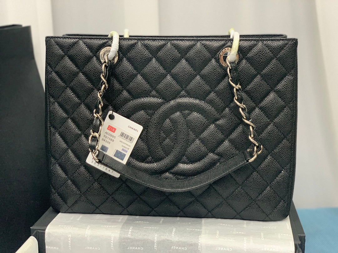 CHANEL 25S MEDALLION TOTE 33 CM IN BLACK CAVIAR WITH SILVER HARDWARE