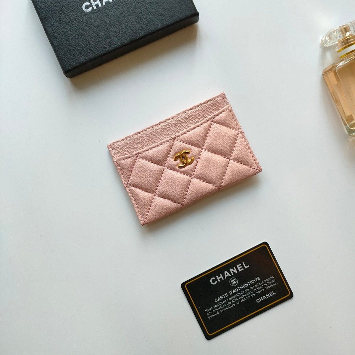 CHANEL CARD HOLDER 11.2 PALE PINK GRAINED CALFSKIN GOLD ICON