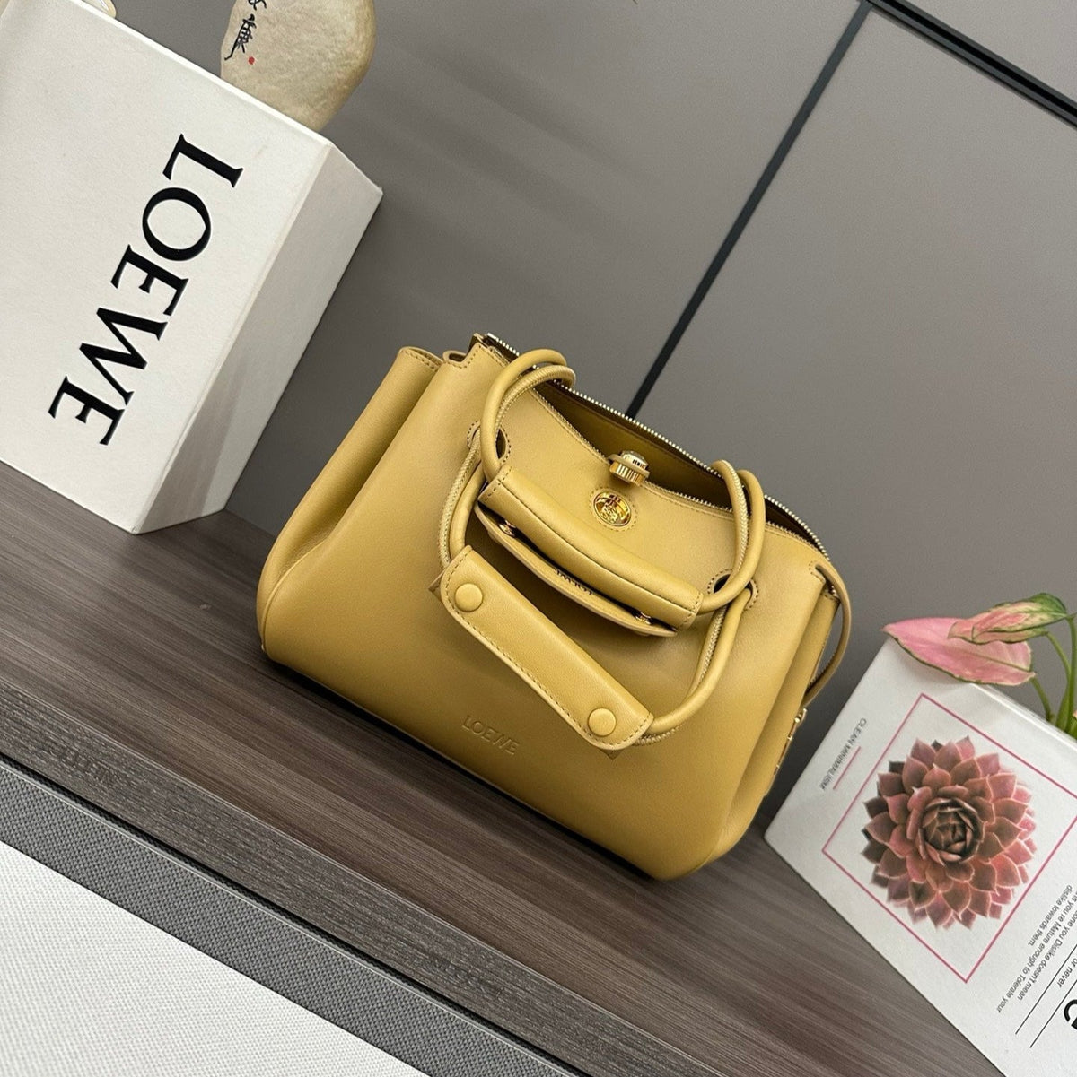 LOEWE 25S MEDIUM MADRID BAG 23 IN SAND YELLOW CALFSKIN GOLD HARDWARE